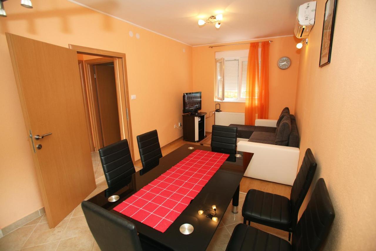 Apartmani Petra Τρογκίρ Δωμάτιο φωτογραφία